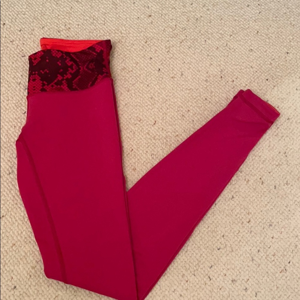Reversible Lululemon leggings